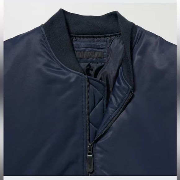 Uniqlo Men's Olive Bomber Jacket - Picture 8 of 12